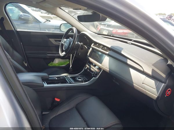 2019 JAGUAR XF 30T PREMIUM