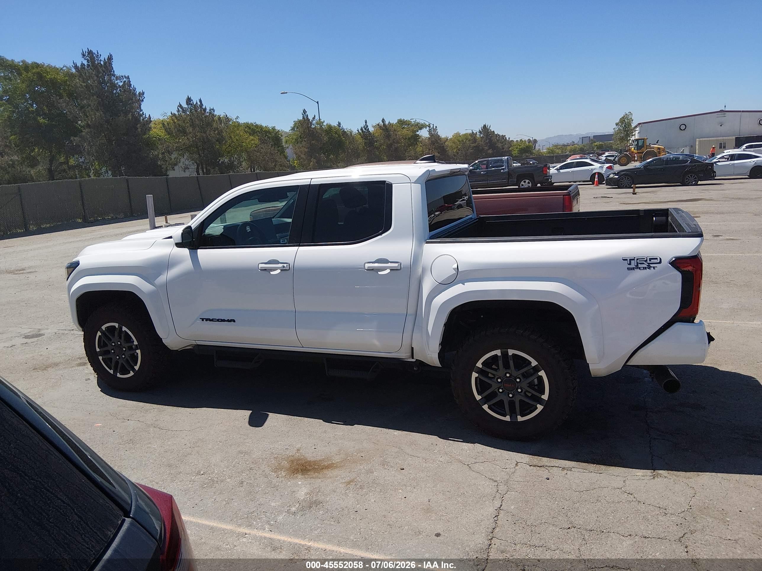 2025 TOYOTA TACOMA TRD SPORT