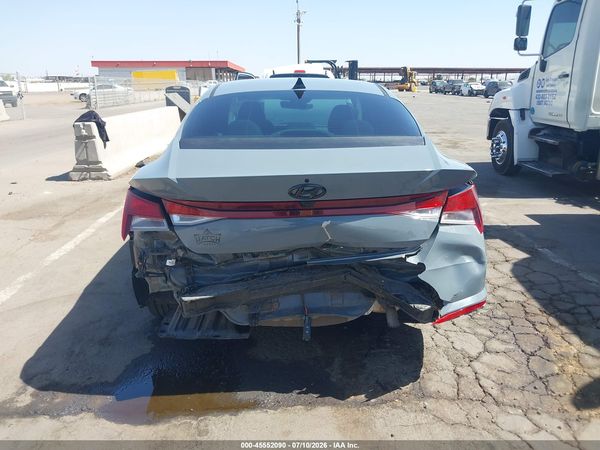 2022 HYUNDAI ELANTRA SEL