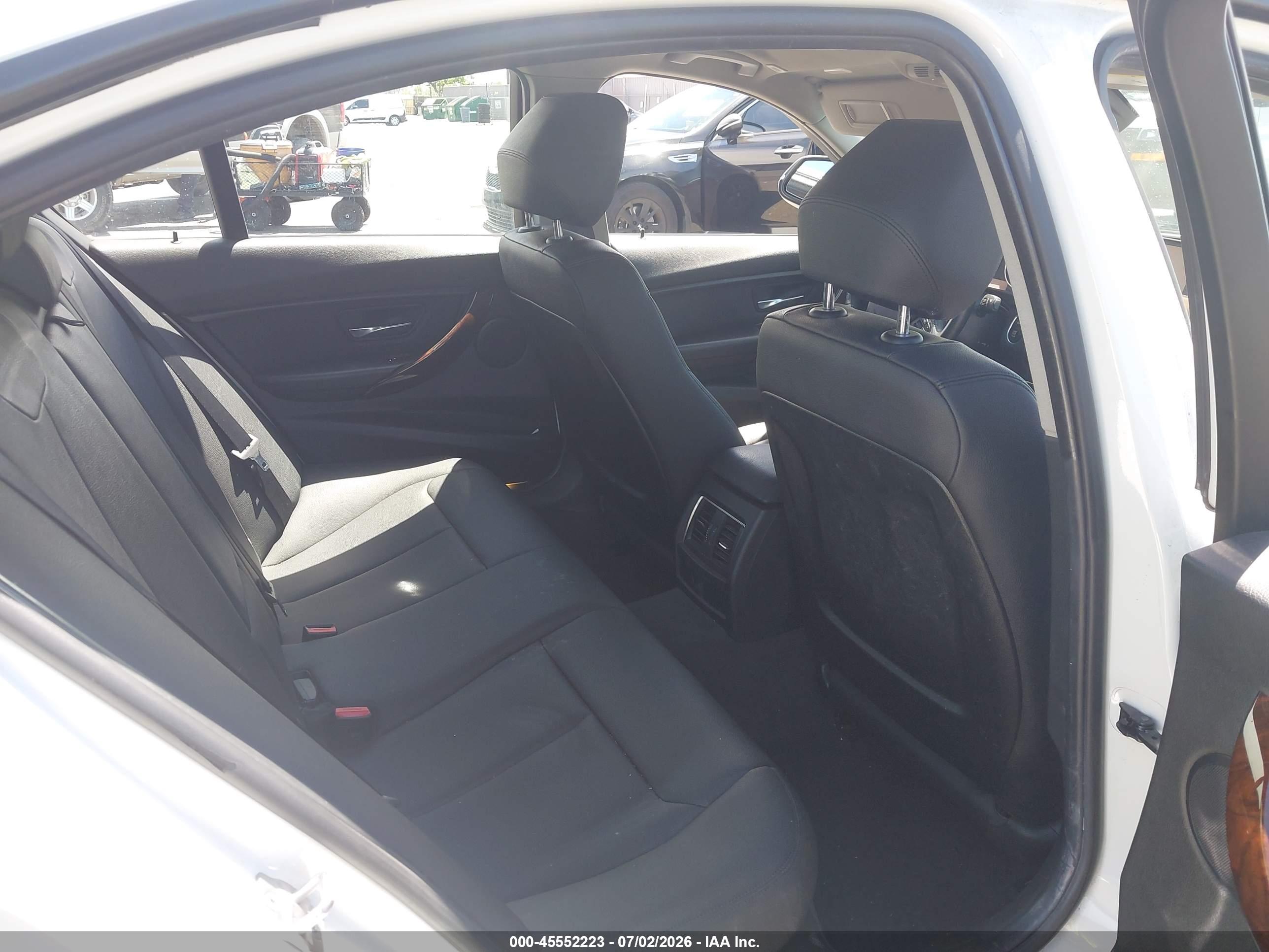 2016 BMW 320I SA