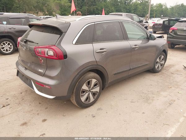 2018 KIA NIRO LX