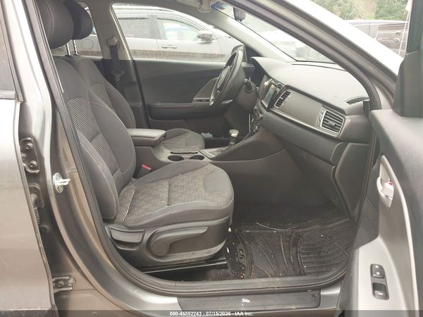 2018 KIA NIRO LX