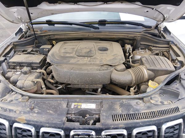 2019 JEEP GRAND CHEROKEE LAREDO E 4X4