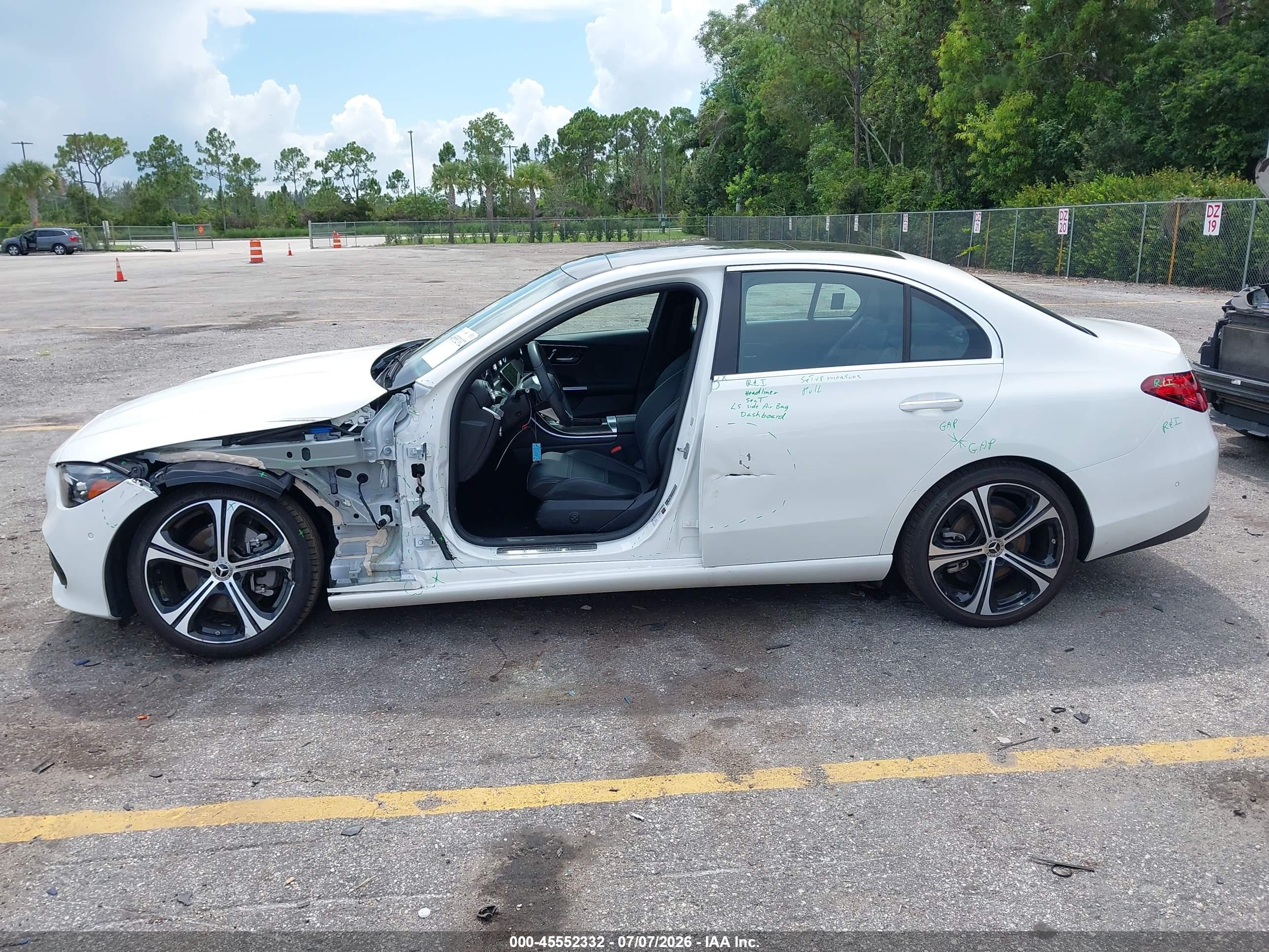 2023 MERCEDES-BENZ C 300 SEDAN