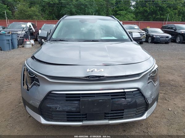 2025 KIA NIRO EX