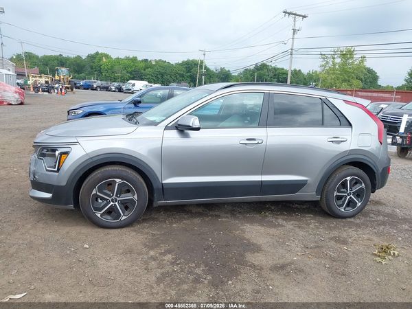 2025 KIA NIRO EX