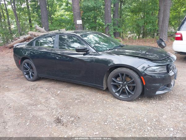 2016 DODGE CHARGER SXT