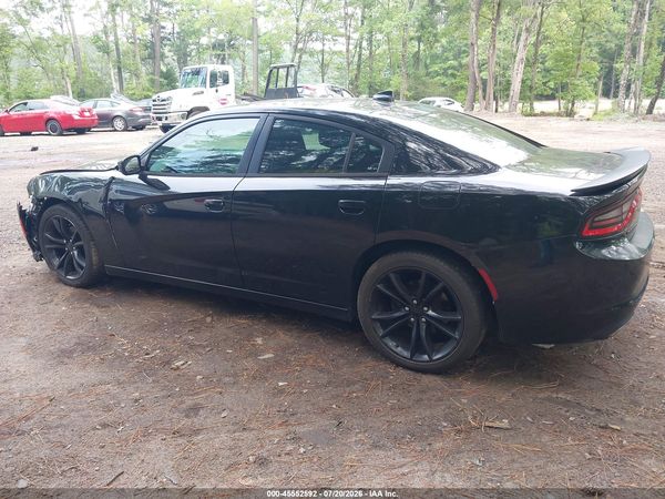 2016 DODGE CHARGER SXT
