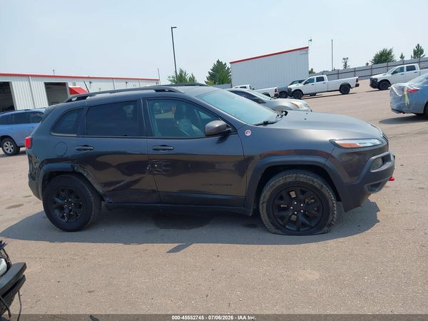 2016 JEEP CHEROKEE TRAILHAWK