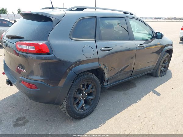 2016 JEEP CHEROKEE TRAILHAWK