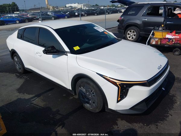 2025 KIA K4 LX