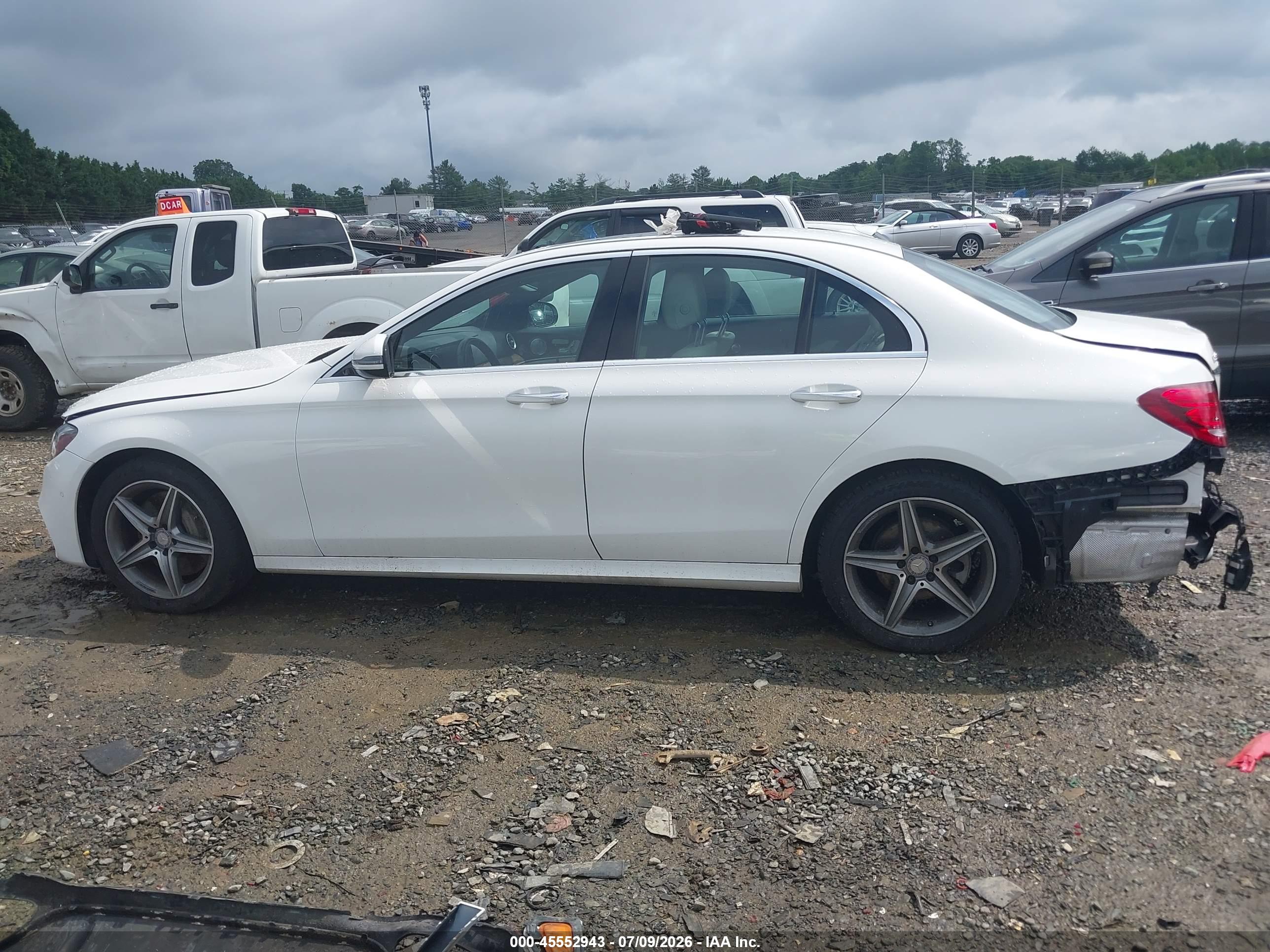 2017 MERCEDES-BENZ E 300 4MATIC