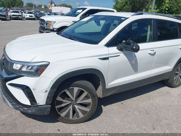2022 VOLKSWAGEN TAOS 1.5T SE — I6