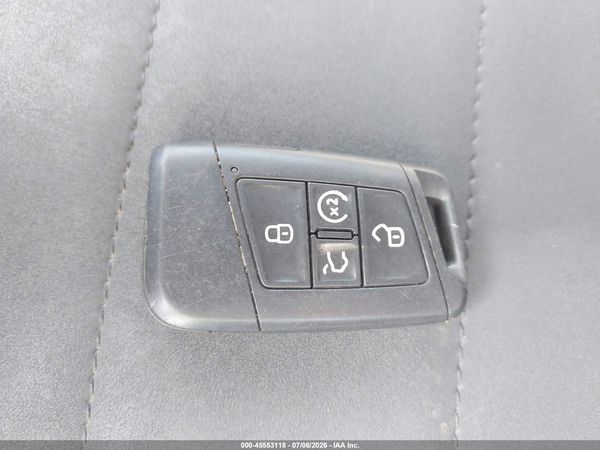 2022 VOLKSWAGEN TAOS 1.5T SE — I11