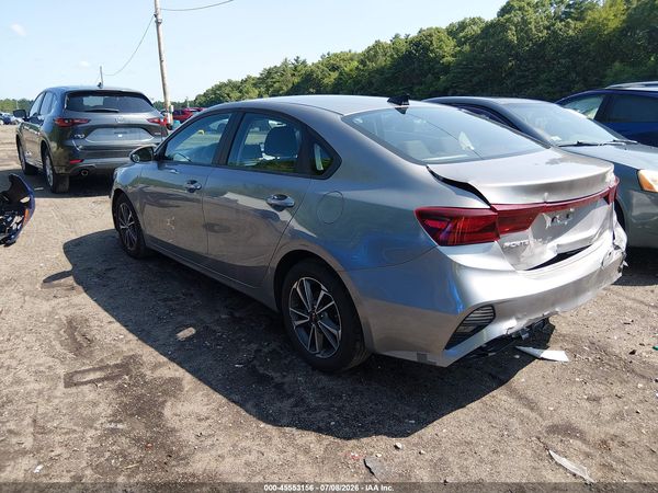 2022 KIA FORTE LXS