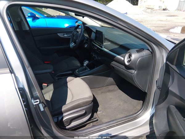 2022 KIA FORTE LXS