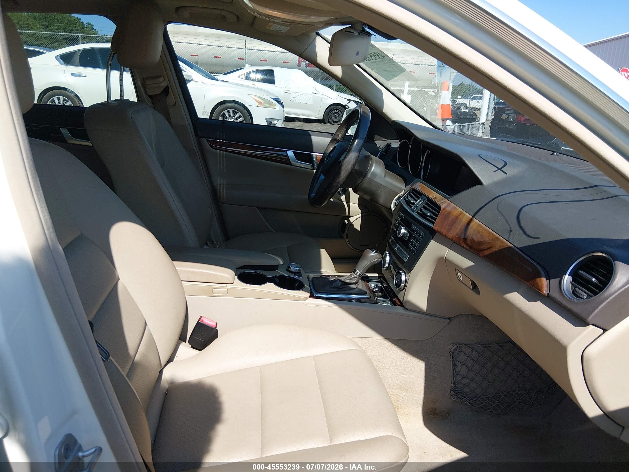 2012 MERCEDES-BENZ C 250 C250