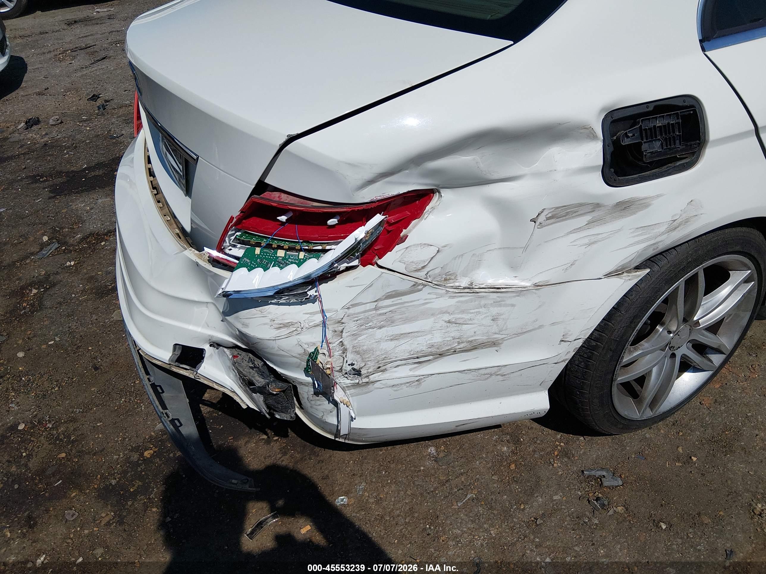 2012 MERCEDES-BENZ C 250 C250