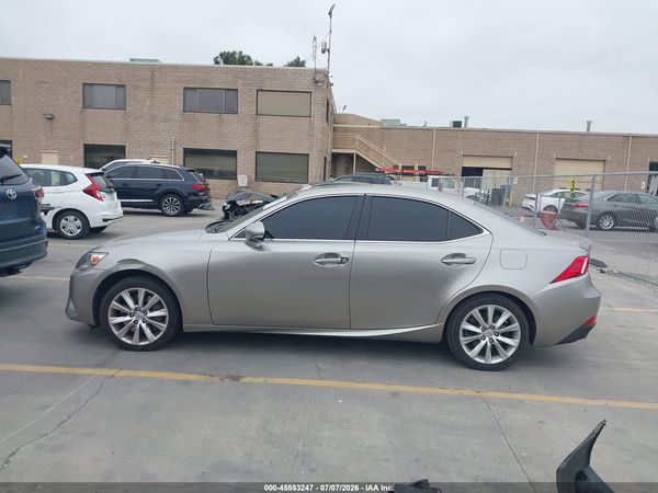 2016 LEXUS IS 200T