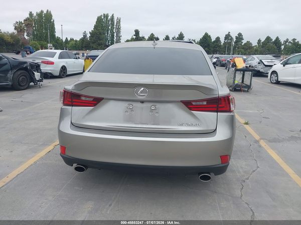 2016 LEXUS IS 200T