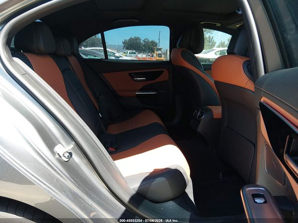 2024 MERCEDES-BENZ C 300 C300