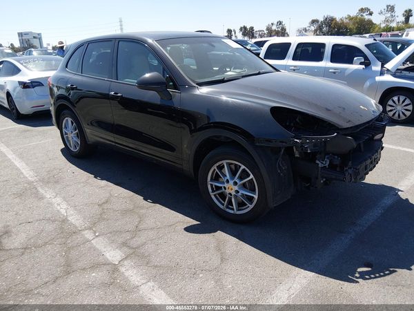 2016 PORSCHE CAYENNE