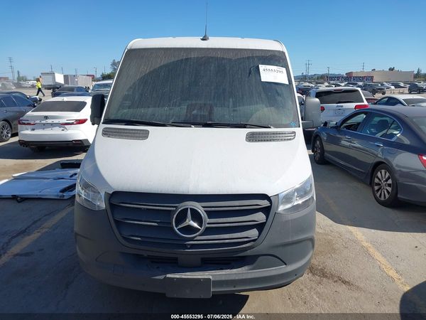 2025 MERCEDES-BENZ SPRINTER 2500