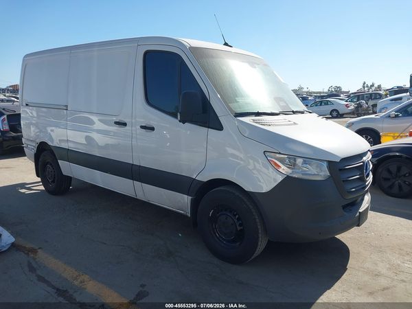 2025 MERCEDES-BENZ SPRINTER 2500