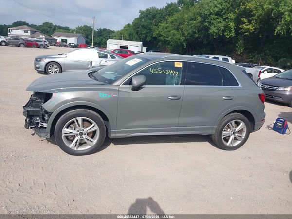2022 AUDI Q3