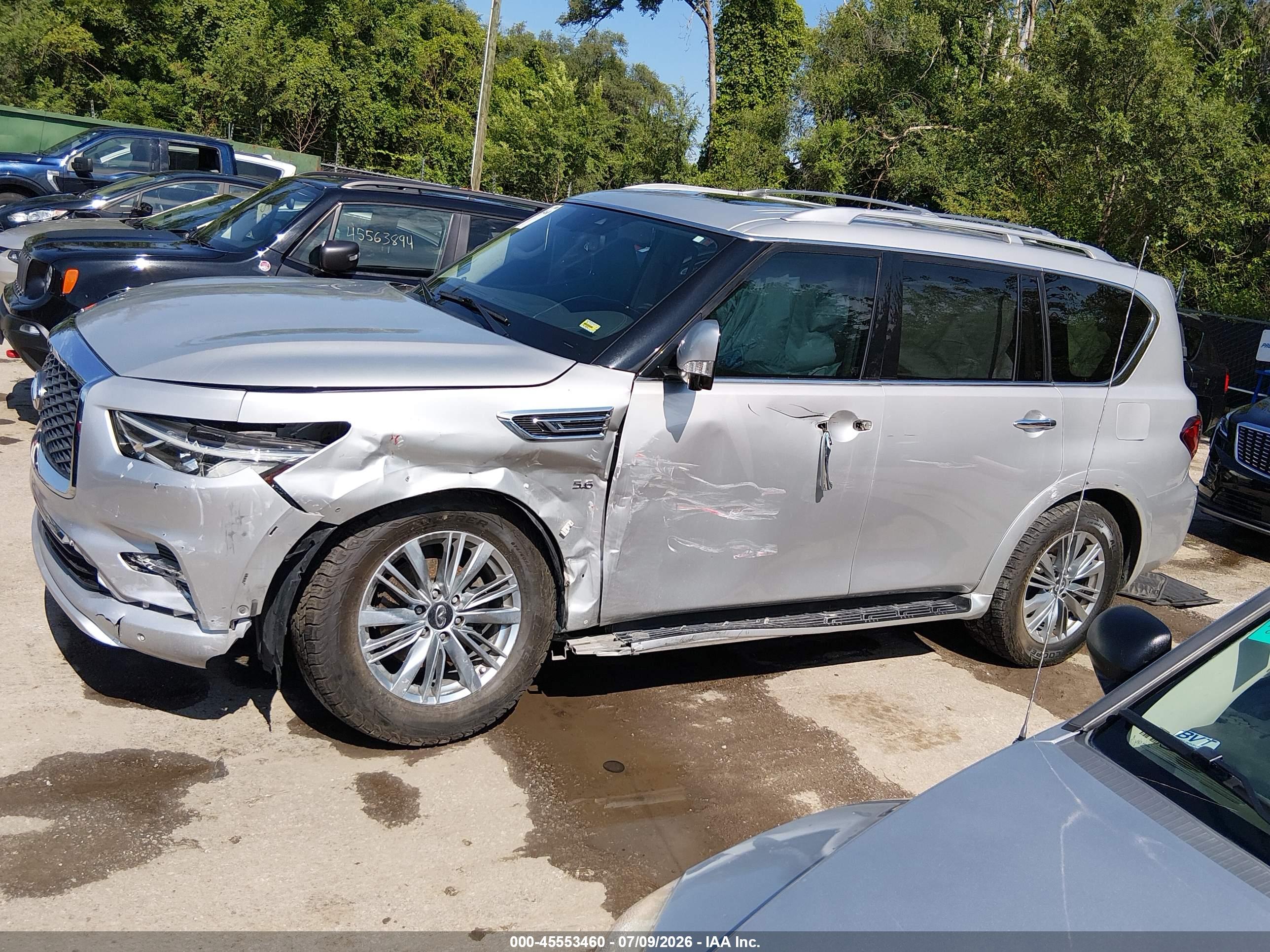 2019 INFINITI QX80 LUXE