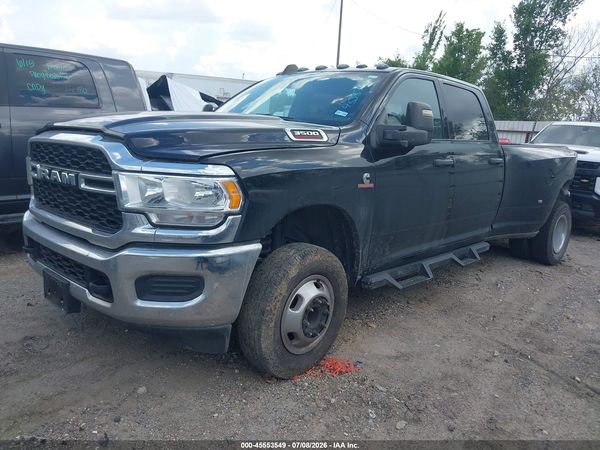 2024 RAM 3500 TRADESMAN  4X4 8' BOX