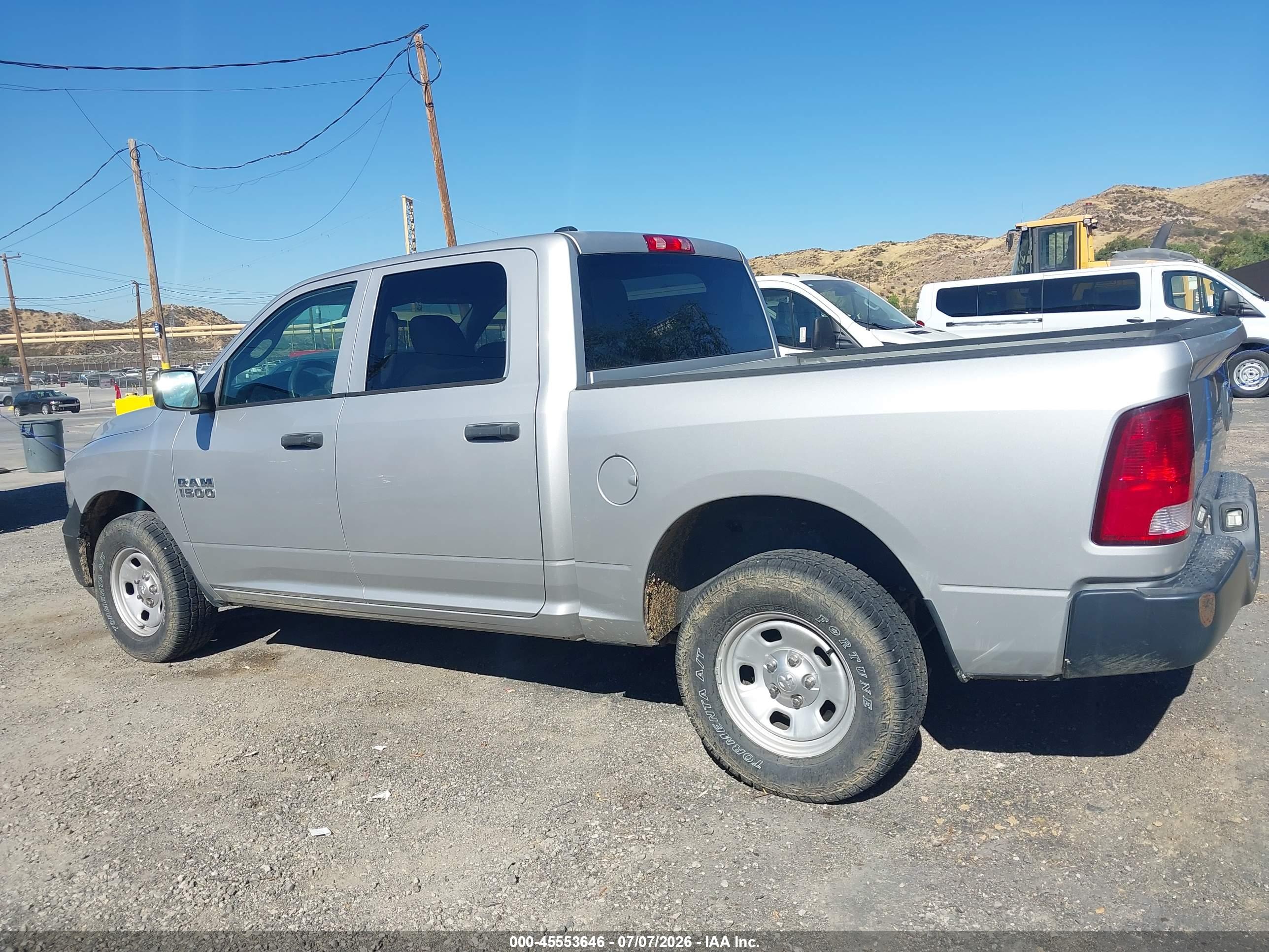 2016 RAM 1500 ST