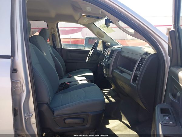 2016 RAM 1500 ST