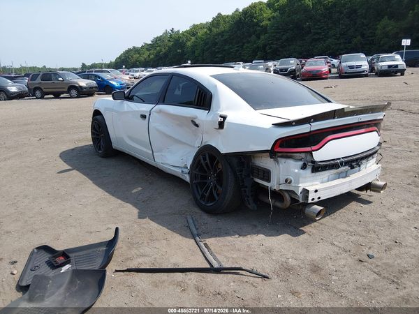 2016 DODGE CHARGER SXT