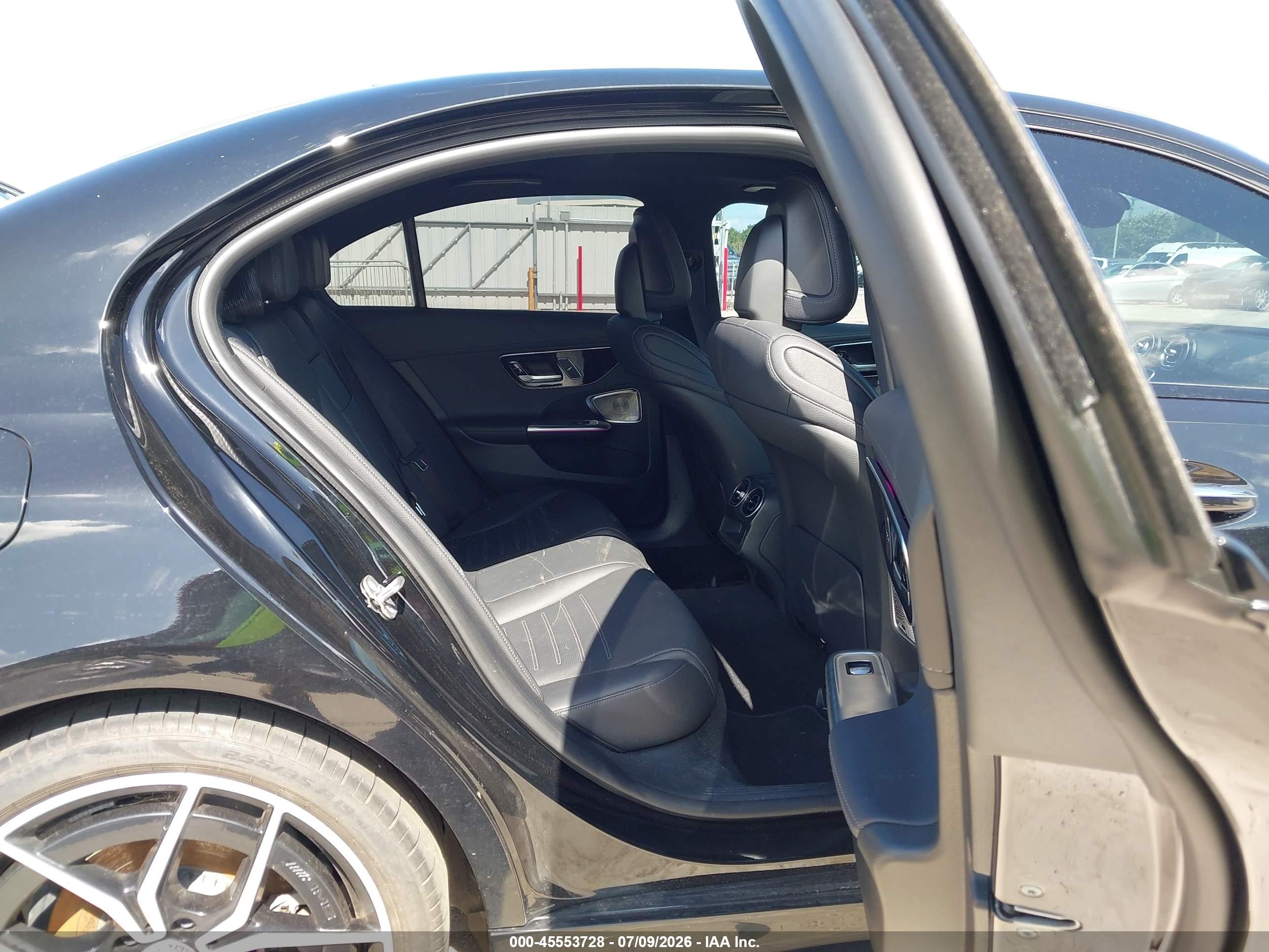 2024 MERCEDES-BENZ C 300 C300