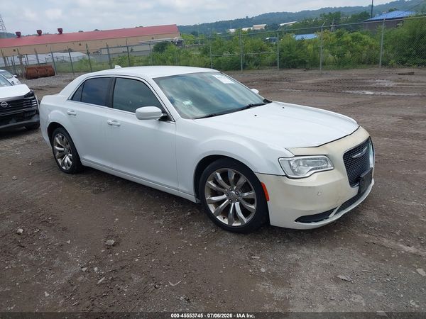 2016 CHRYSLER 300 LIMITED