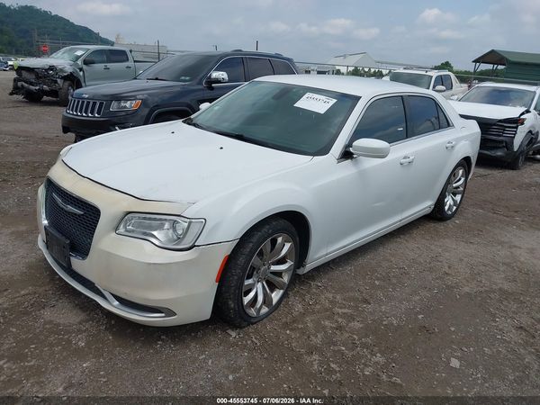 2016 CHRYSLER 300 LIMITED
