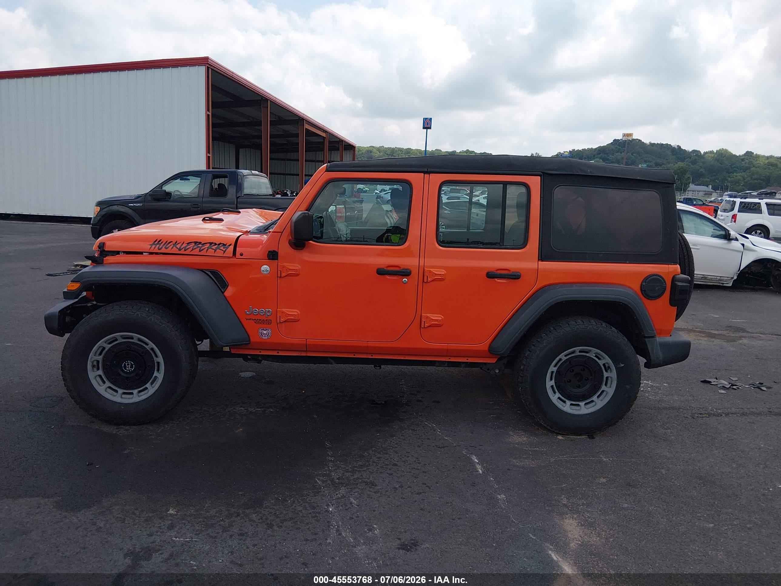 2018 JEEP WRANGLER UNLIMITED SPORT 4X4