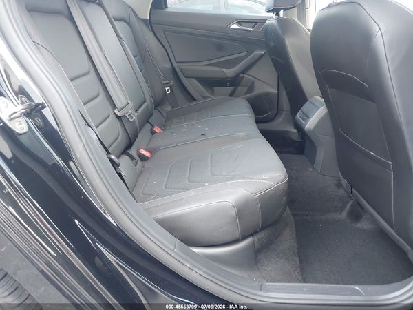 2024 VOLKSWAGEN JETTA 1.5T SEL — I8