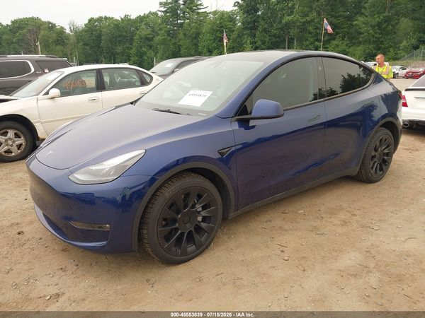 2025 TESLA MODEL Y