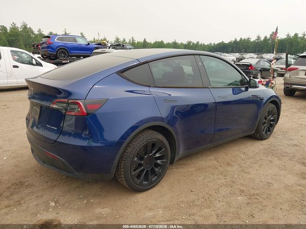 2025 TESLA MODEL Y