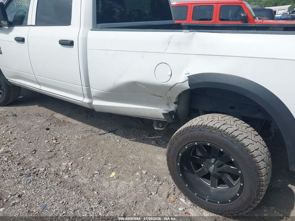 2017 RAM 2500 TRADESMAN  4X4 8' BOX