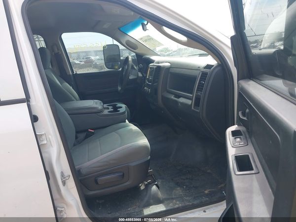 2017 RAM 2500 TRADESMAN  4X4 8' BOX