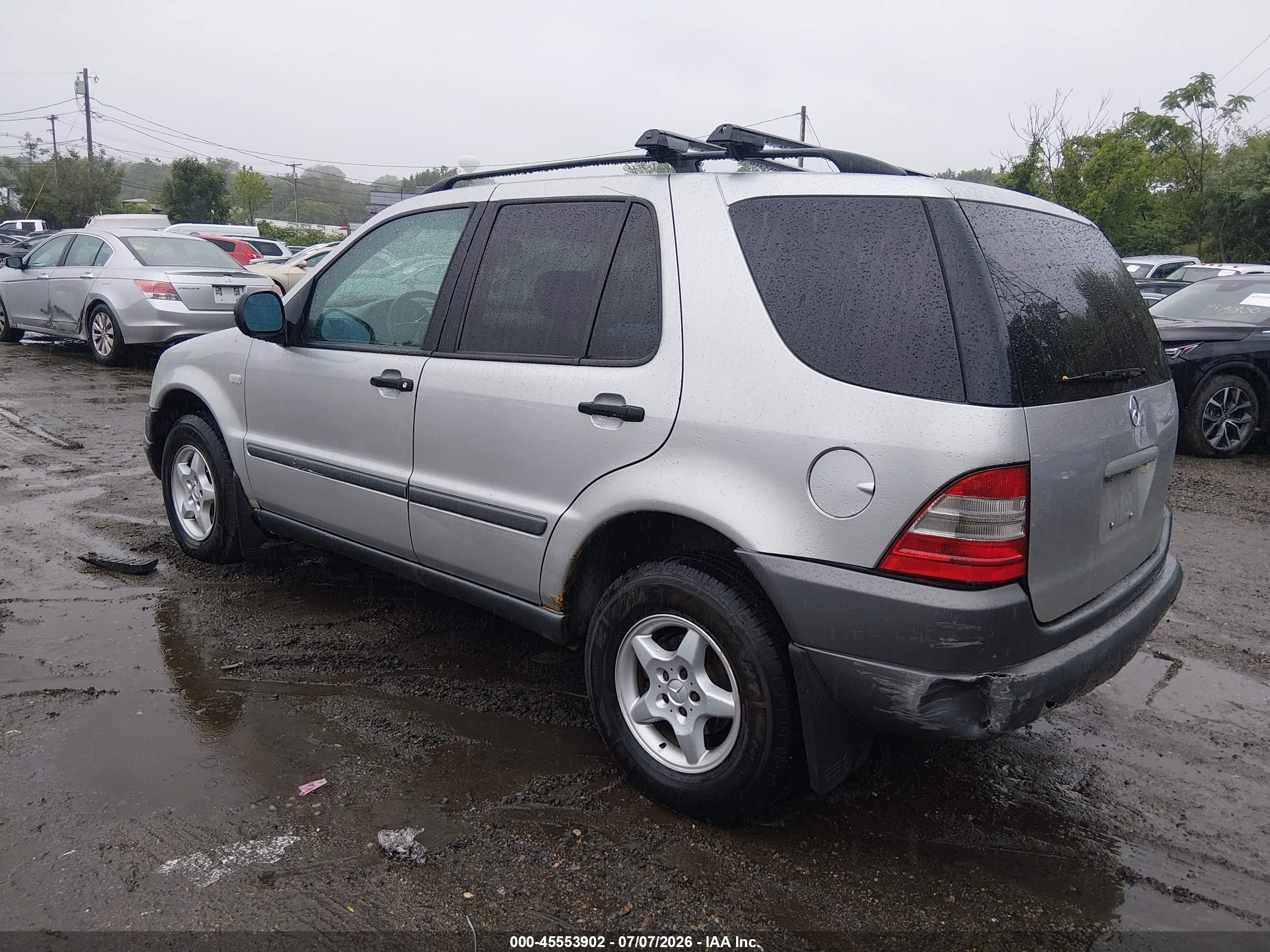 1999 MERCEDES-BENZ ML 320 ML320