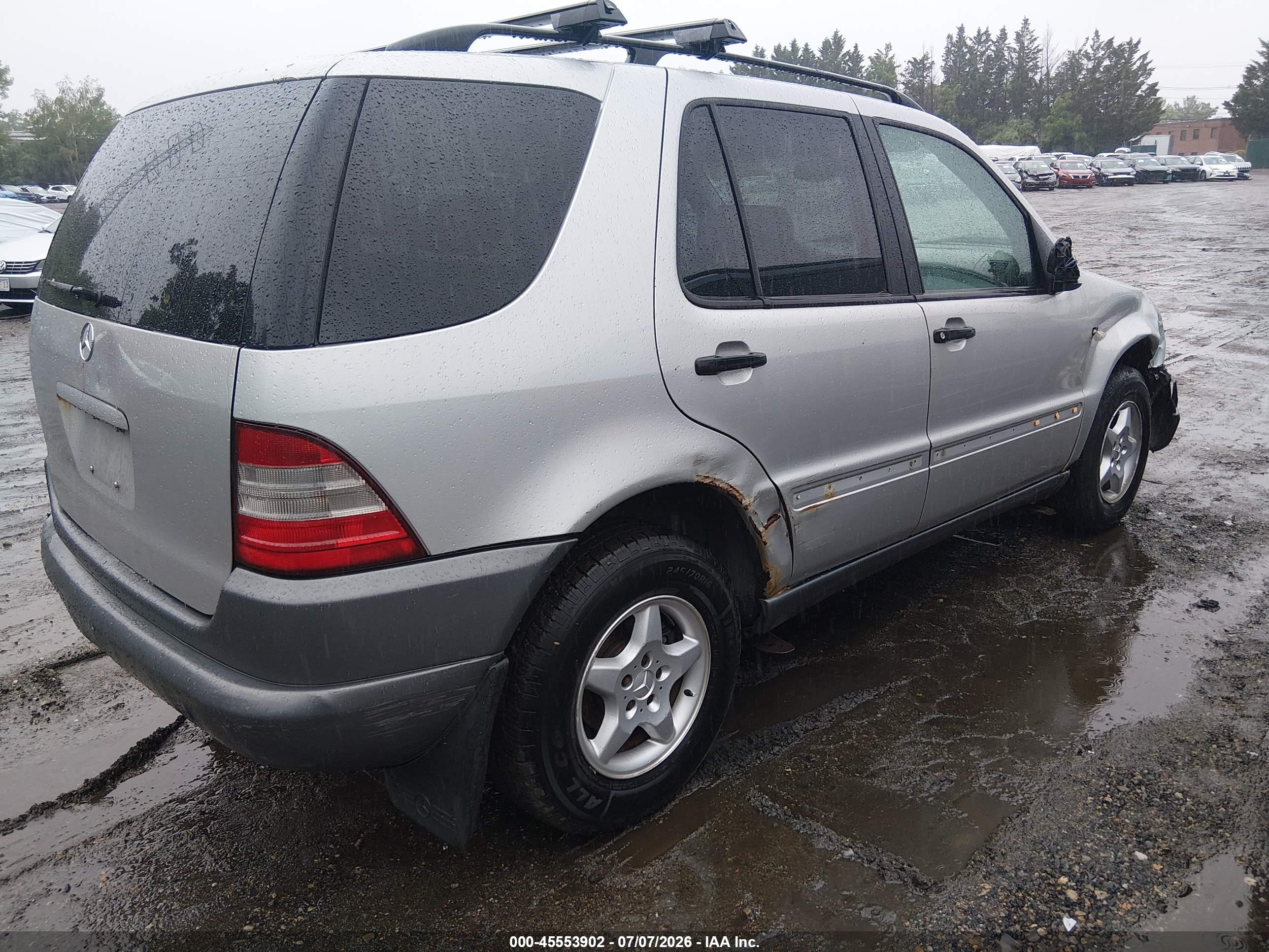 1999 MERCEDES-BENZ ML 320 ML320