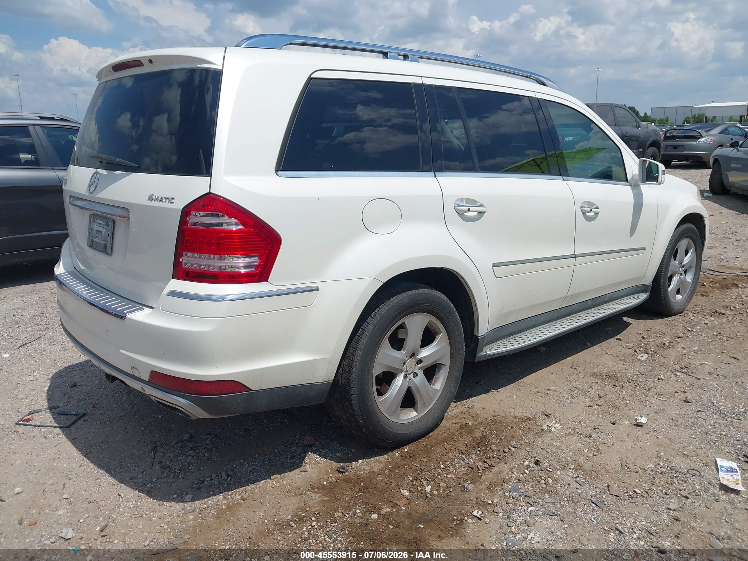 2011 MERCEDES-BENZ GL 450 GL450 4-MATIC