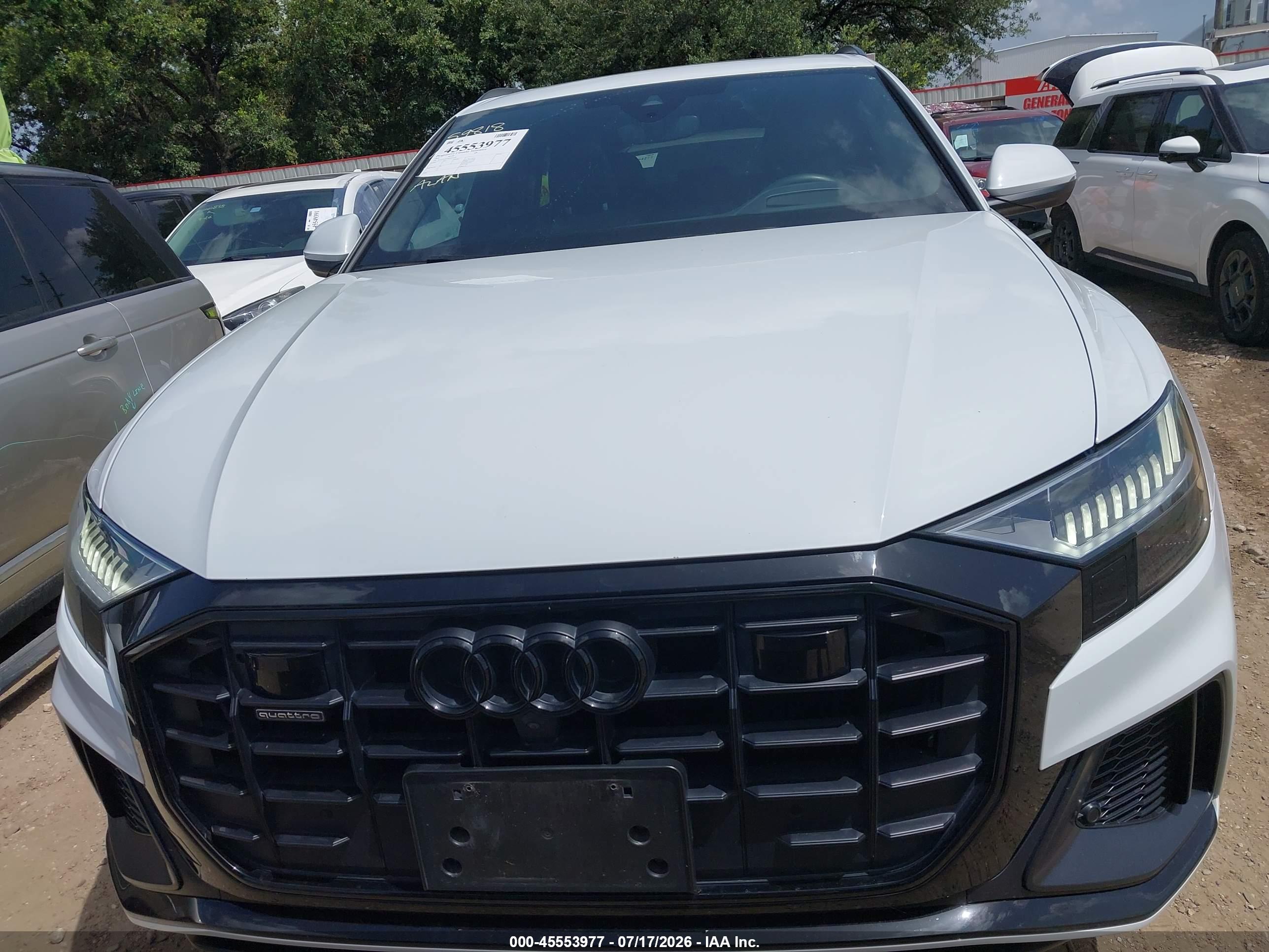 2021 AUDI Q8