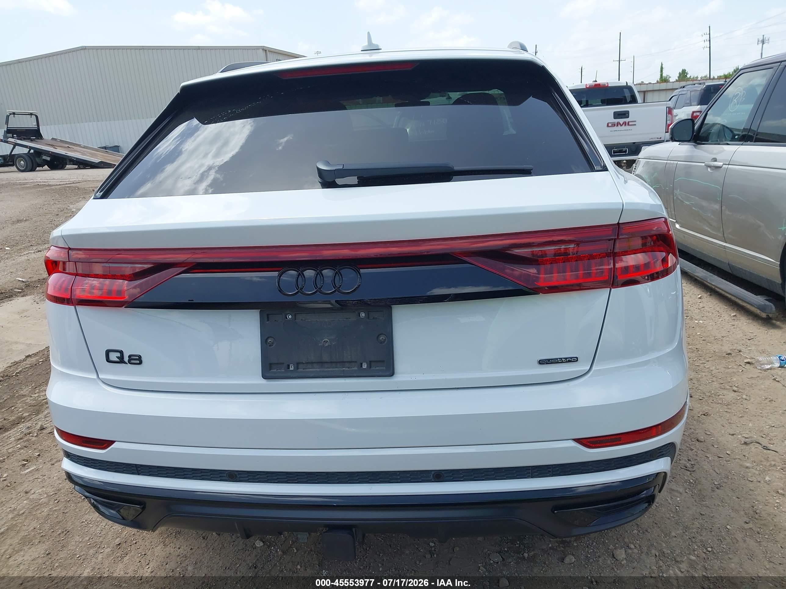 2021 AUDI Q8