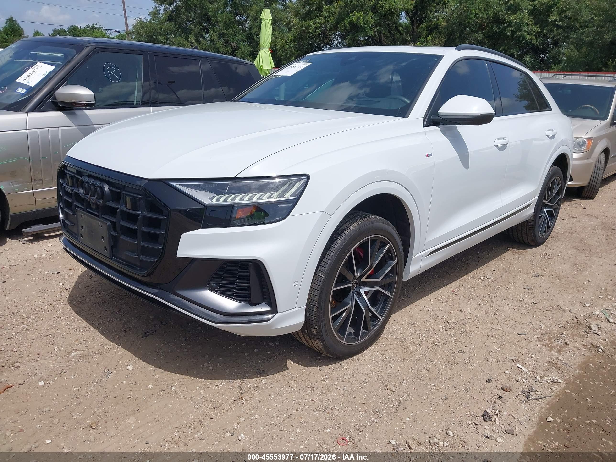 2021 AUDI Q8