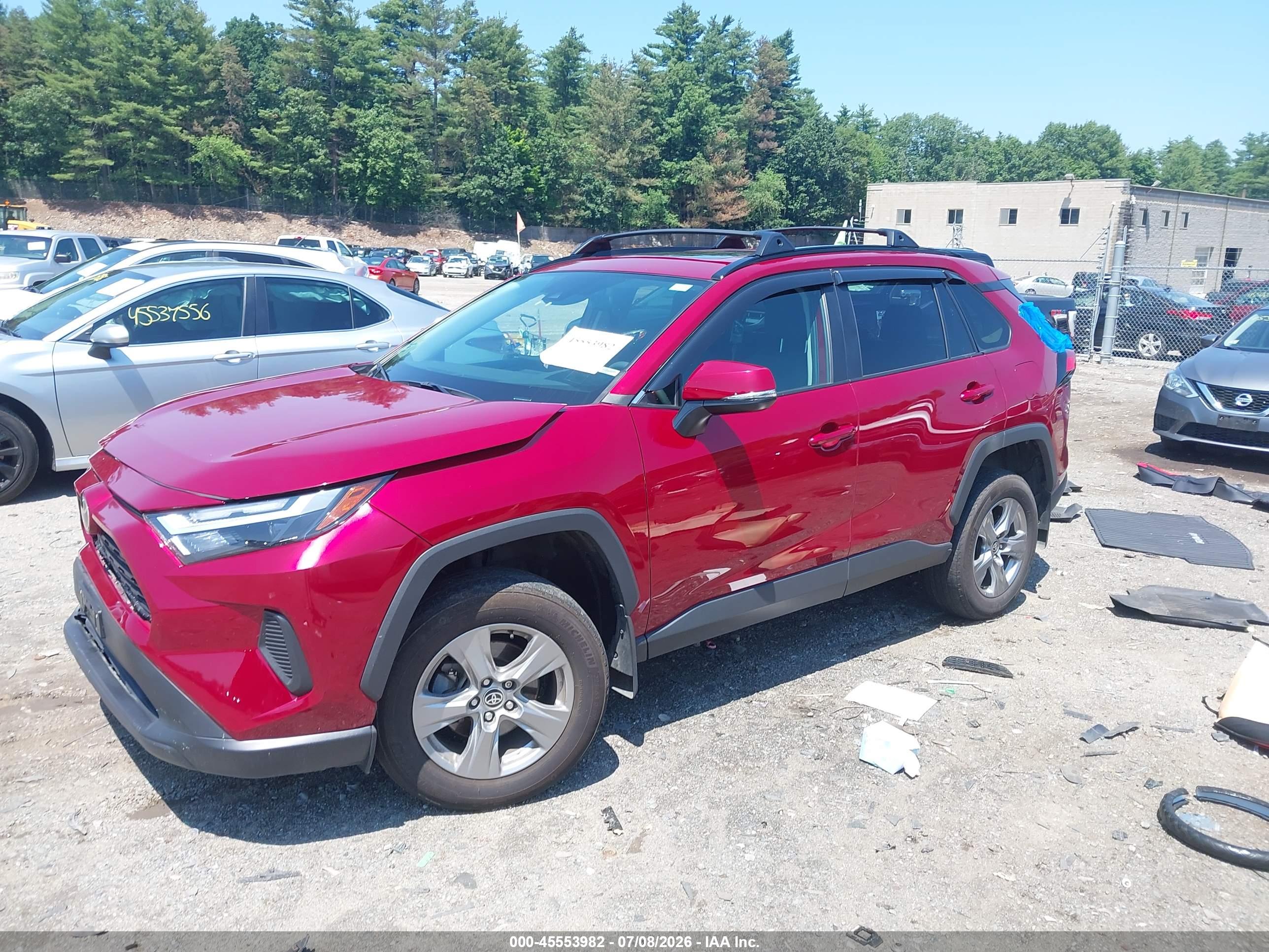 2024 TOYOTA RAV4 XLE
